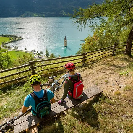 Sankt Johann & 3* Prato allo Stelvio