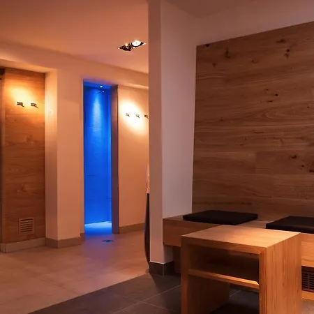 Sankt Johann & 3*